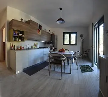 Apartmán Casa Polinisso *